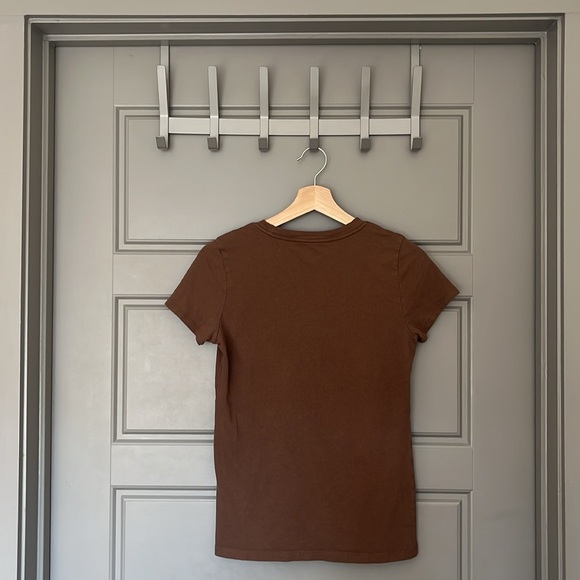 GAP Logo T-Shirt - Picture 2 of 5